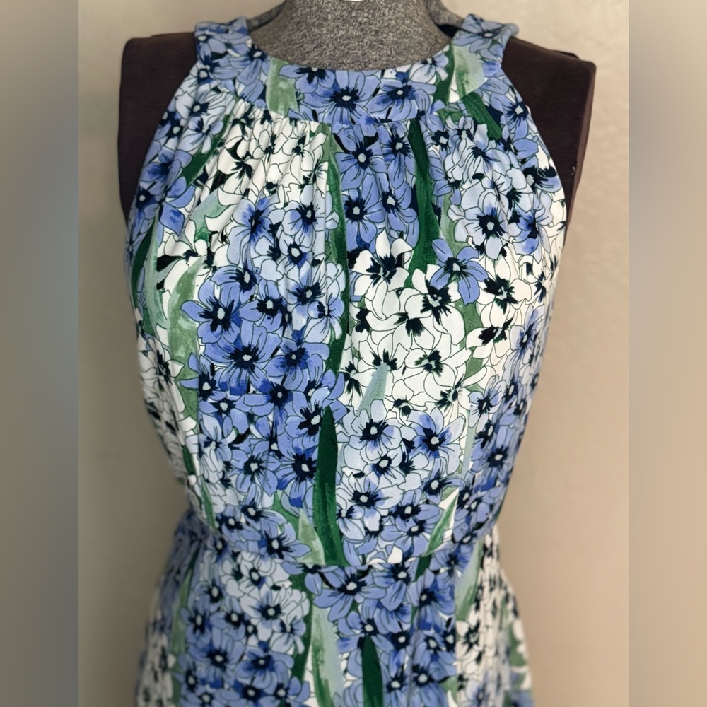 Tommy Hilfiger White & Blue High Neck Floral Dress - Picture 8 of 15